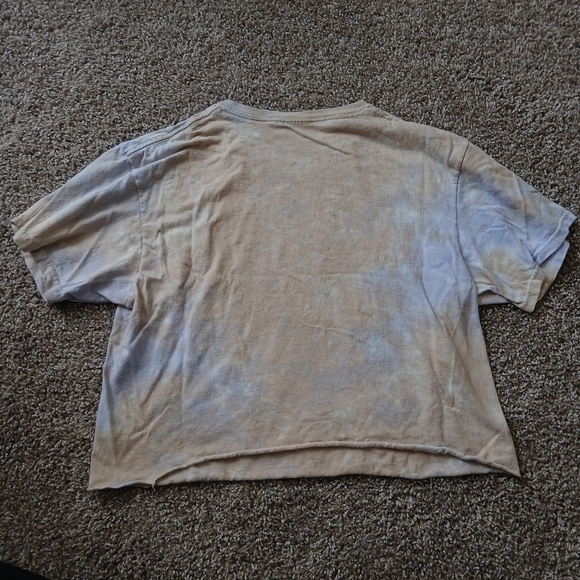 🧚‍♀️Polaroid Floral Photo Tie Dye Cropped Graphic Tee - Picture 4 of 4